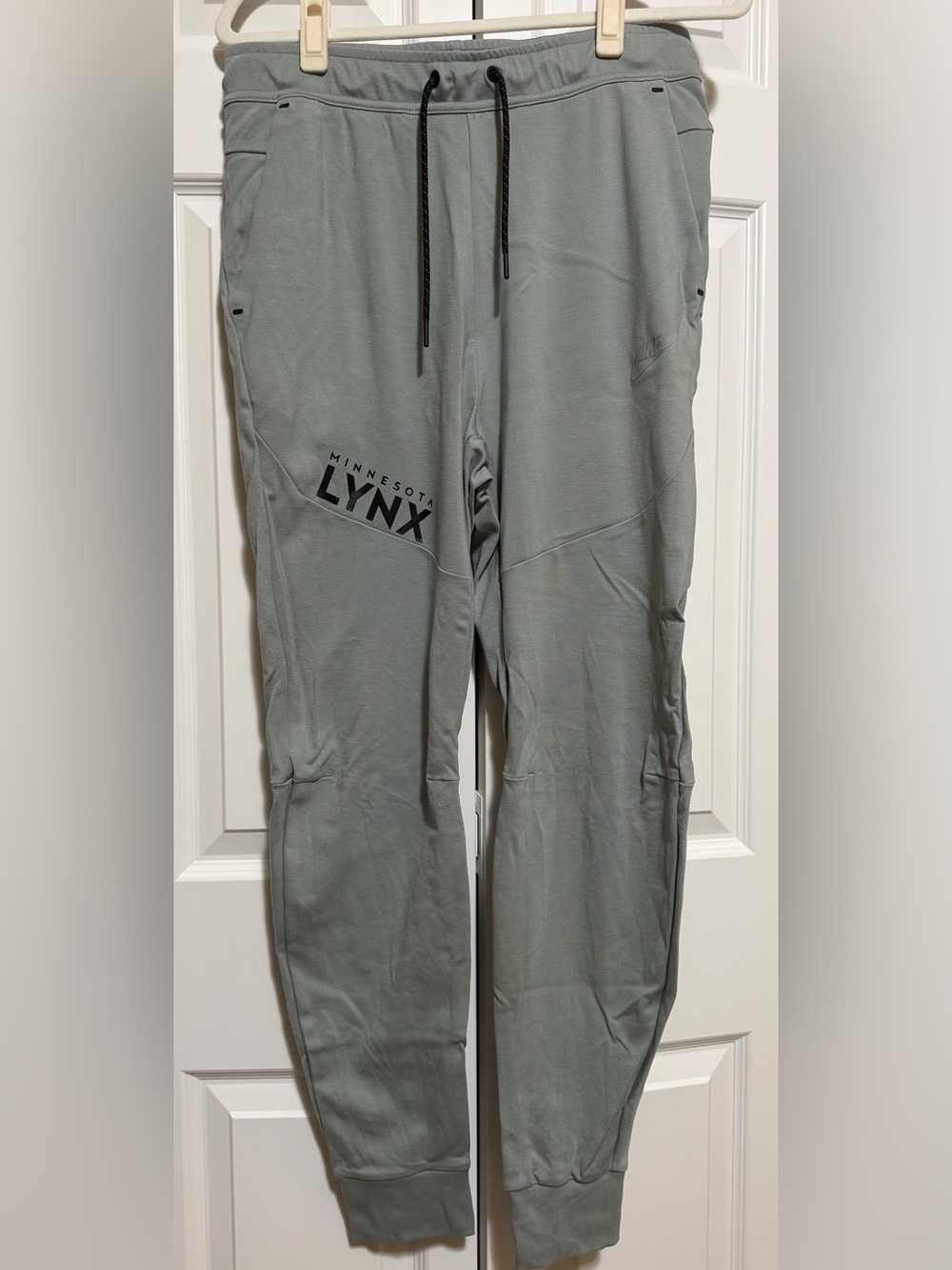 Nike MN Lynx Gray Performance Jogger Pants
